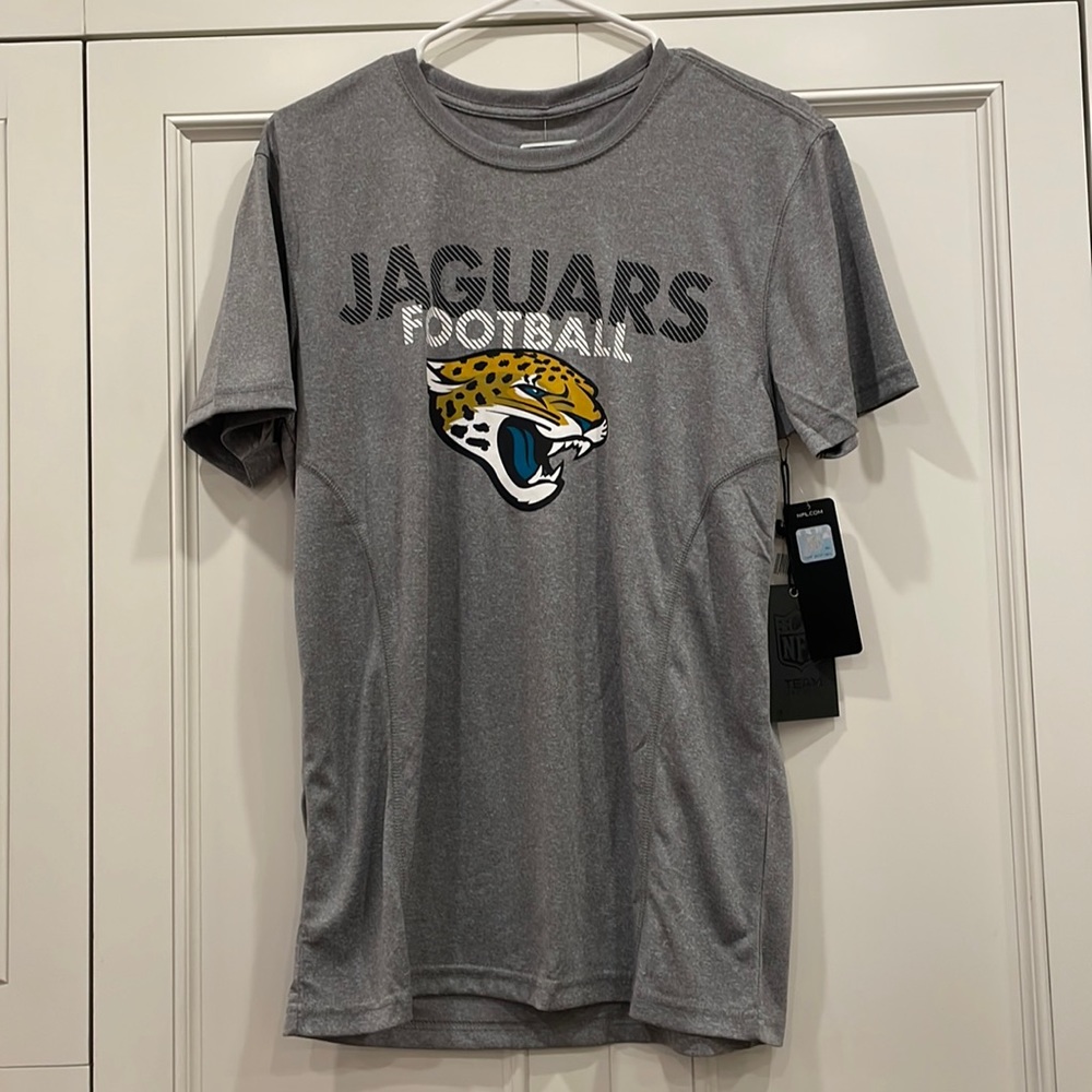 Jacksonville Jaguars NFL tee - NEW with Tags Small